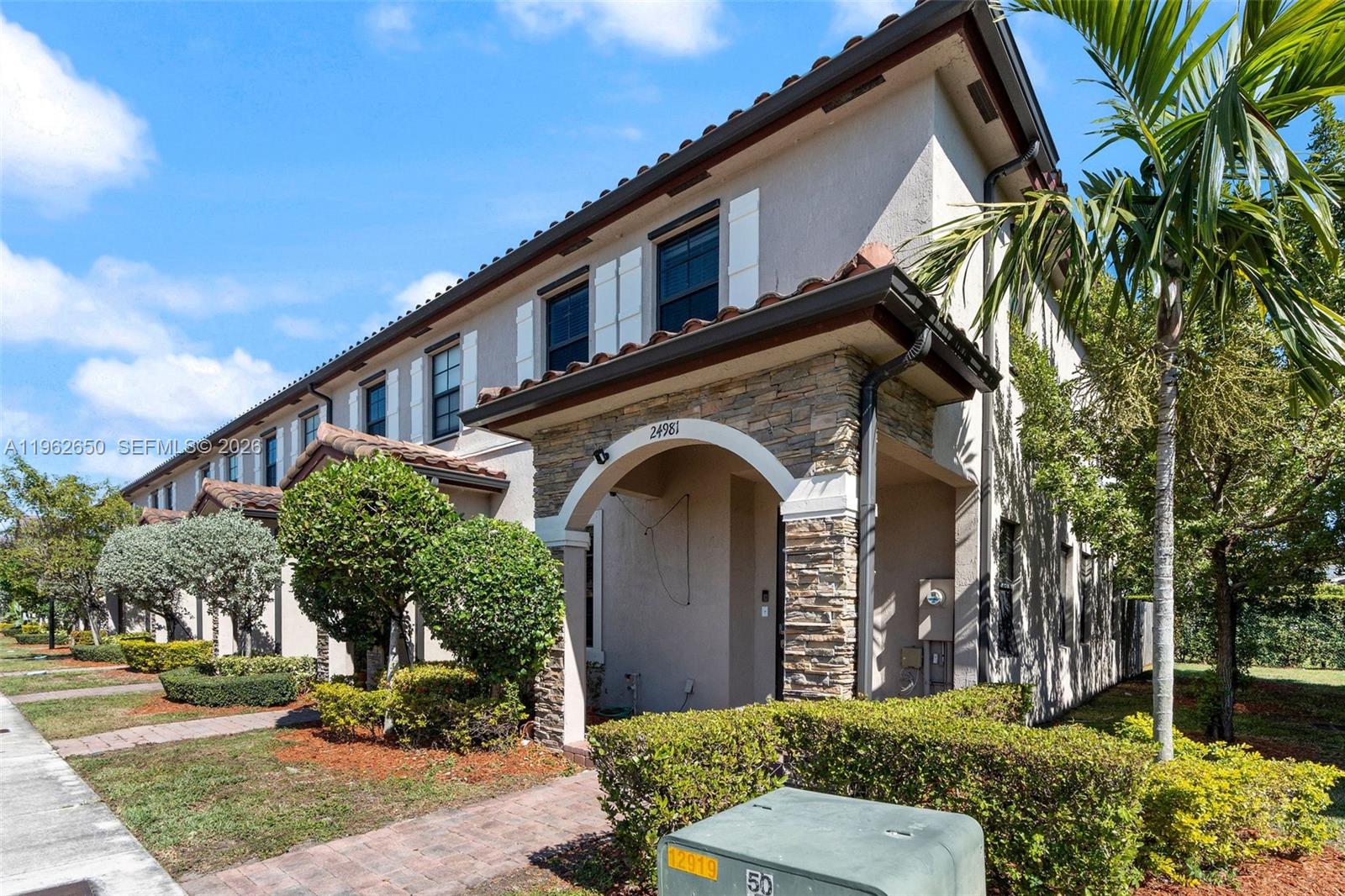 COCO PALM ESTATES - Residential