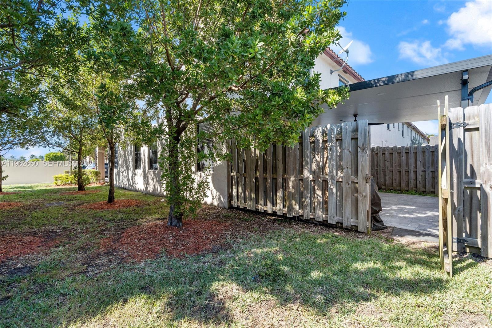 COCO PALM ESTATES - Residential