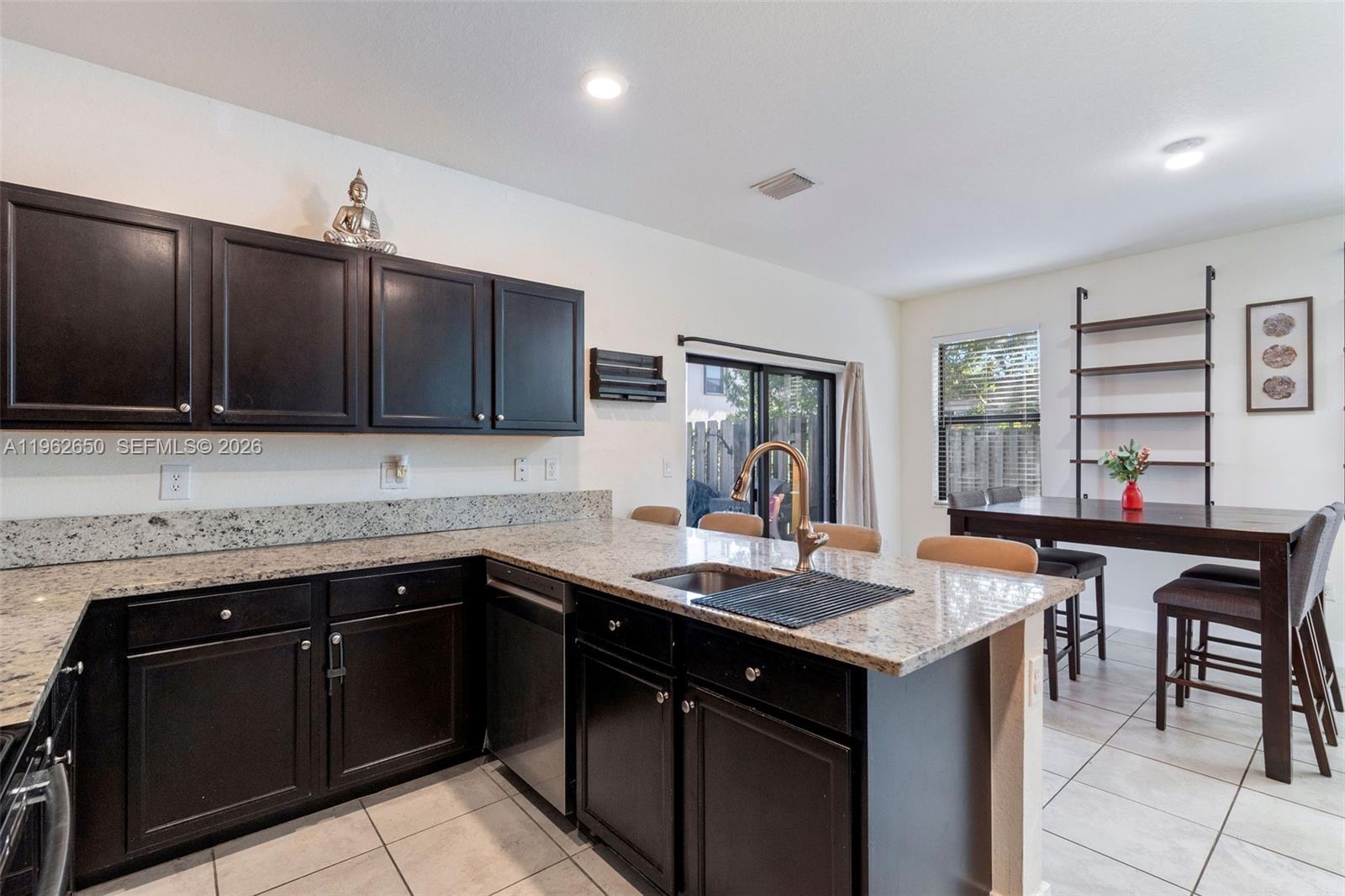 COCO PALM ESTATES - Residential