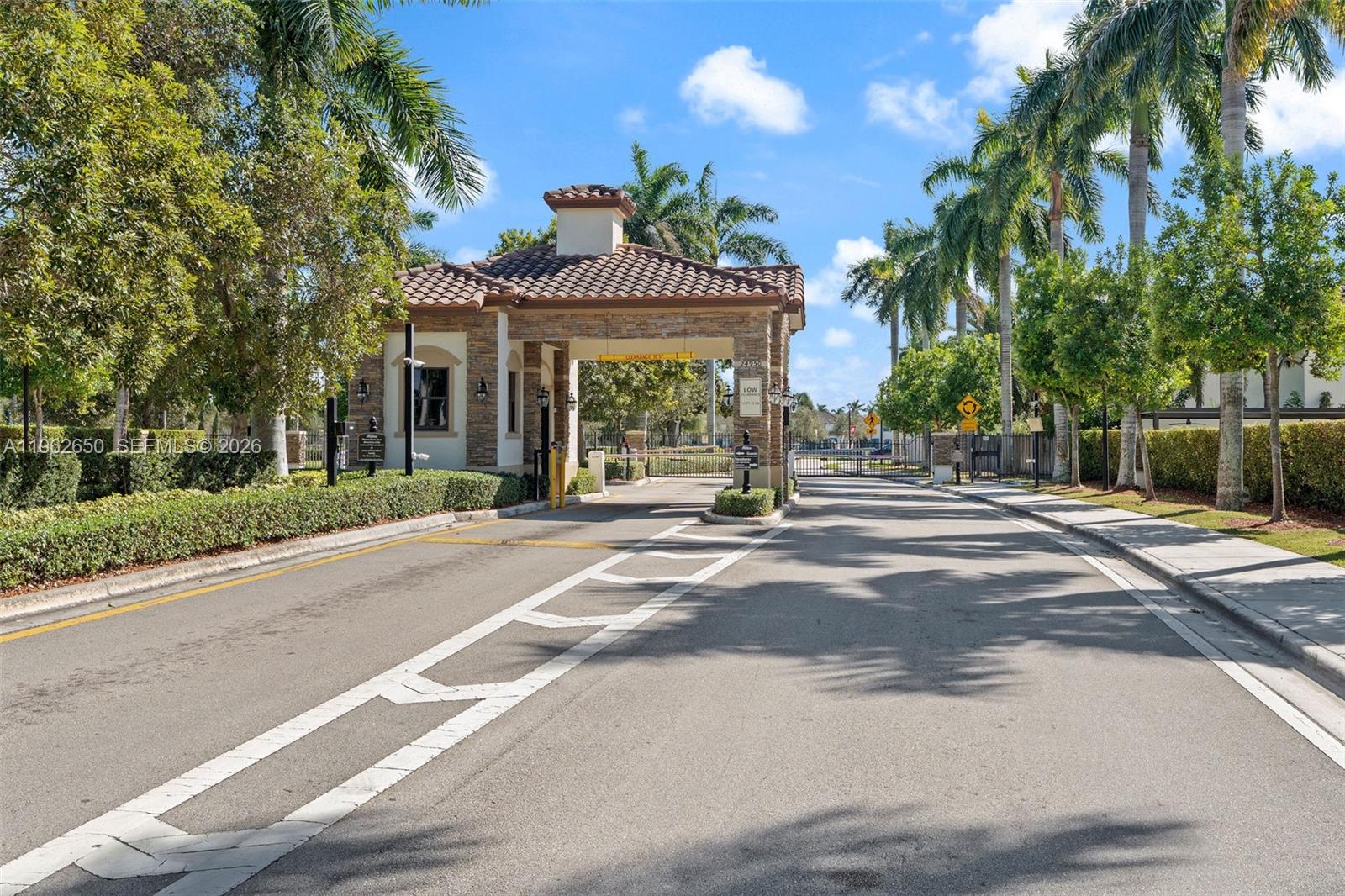 COCO PALM ESTATES - Residential