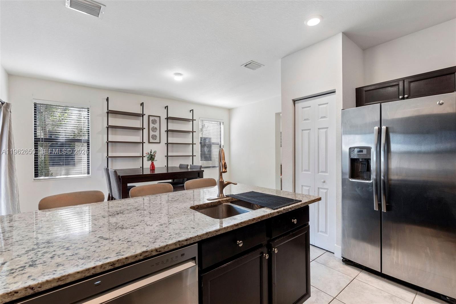 COCO PALM ESTATES - Residential