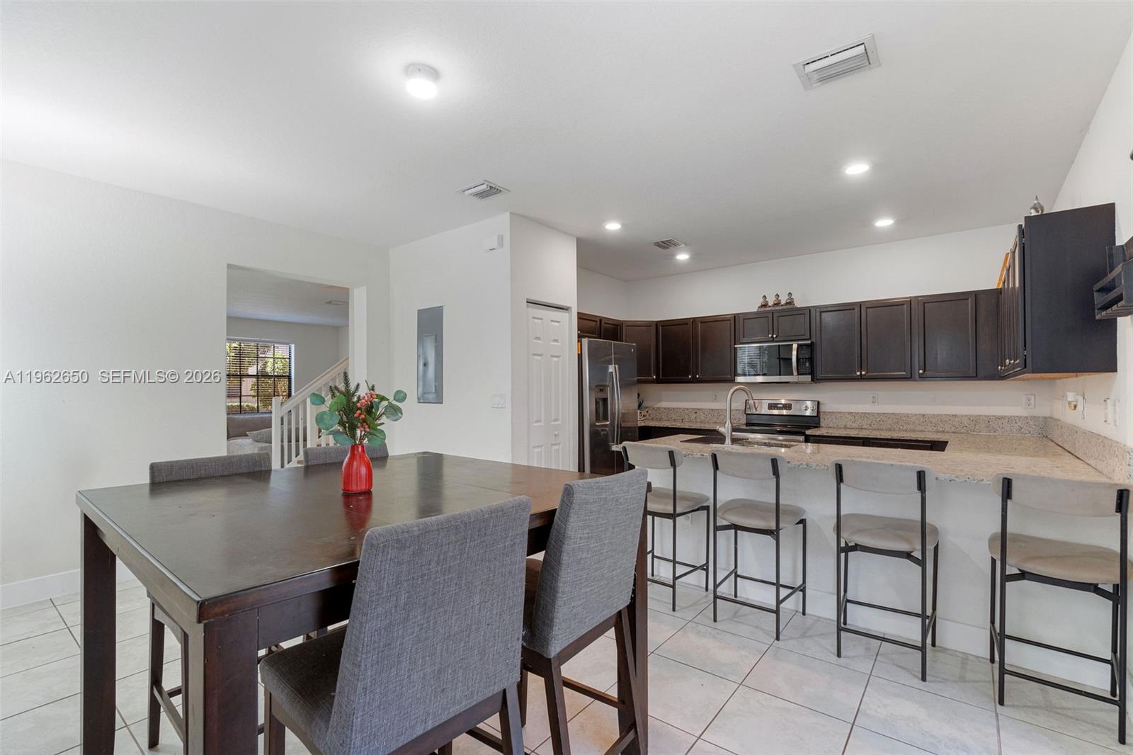 COCO PALM ESTATES - Residential