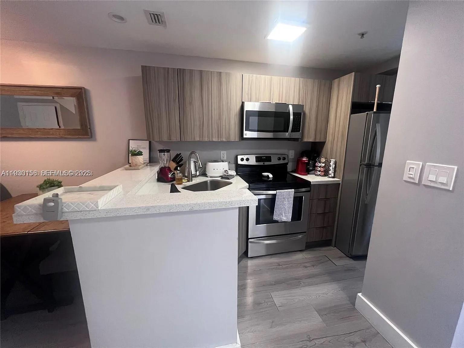 VERONA CONDO - Residential Lease