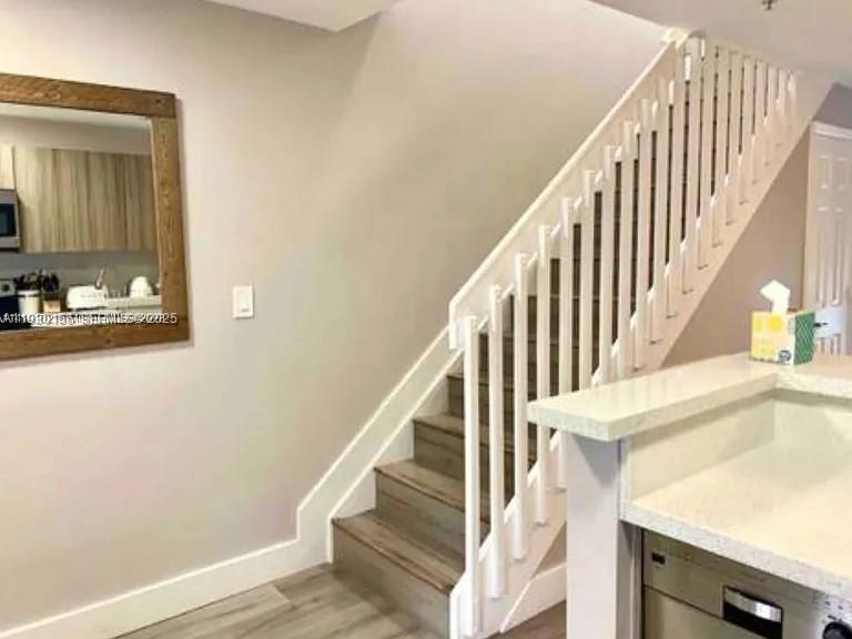 VERONA CONDO - Residential Lease