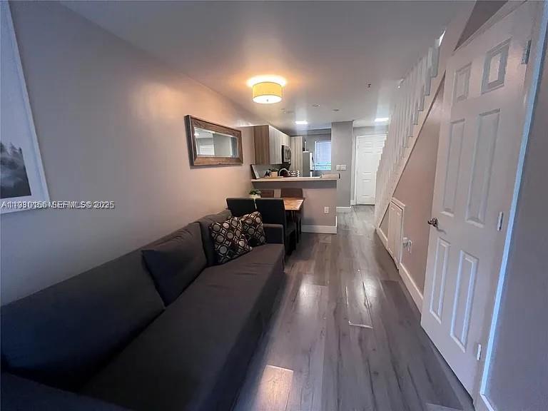 VERONA CONDO - Residential Lease