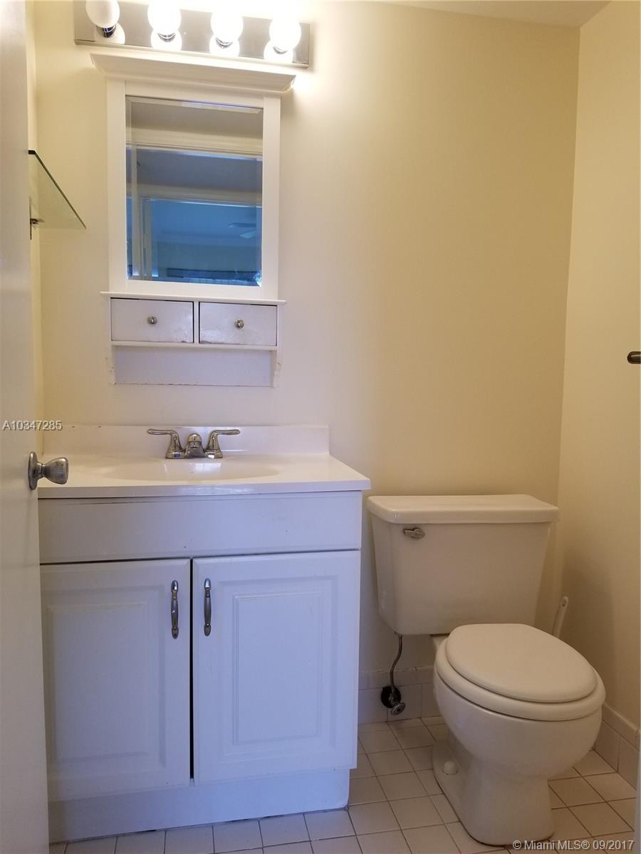 NEW HAMPTON AT CENTURY VI - Residential Lease