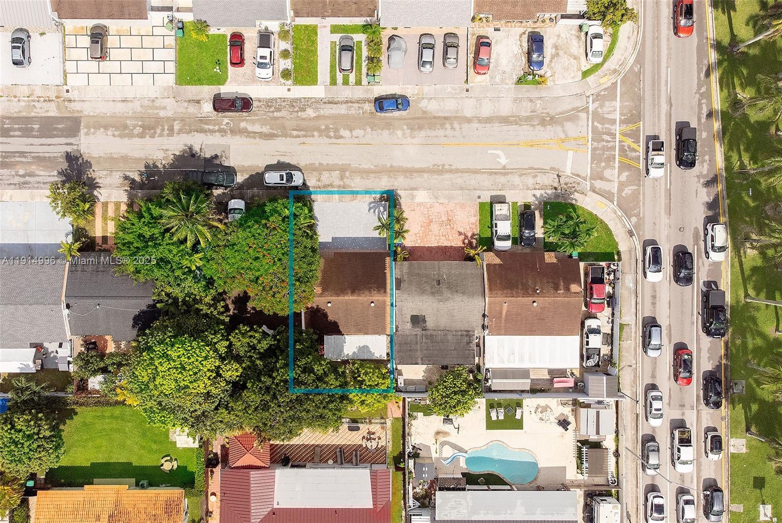 ROYALE GREEN TOWNHOUSE SE - Residential