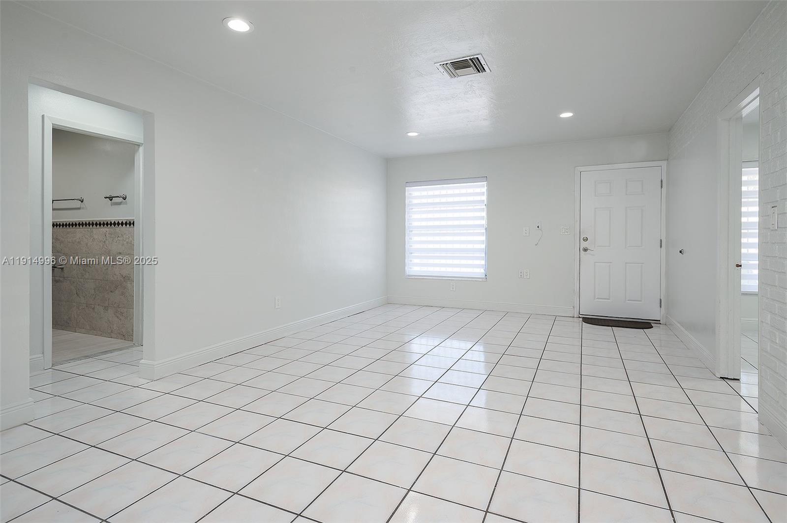 ROYALE GREEN TOWNHOUSE SE - Residential