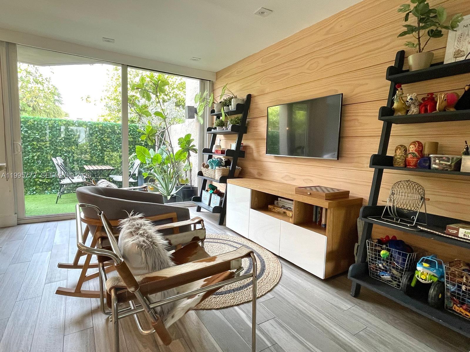 KEY COLONY NO 1 - Residential