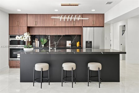 4801 TYLER ST — listing photo 8