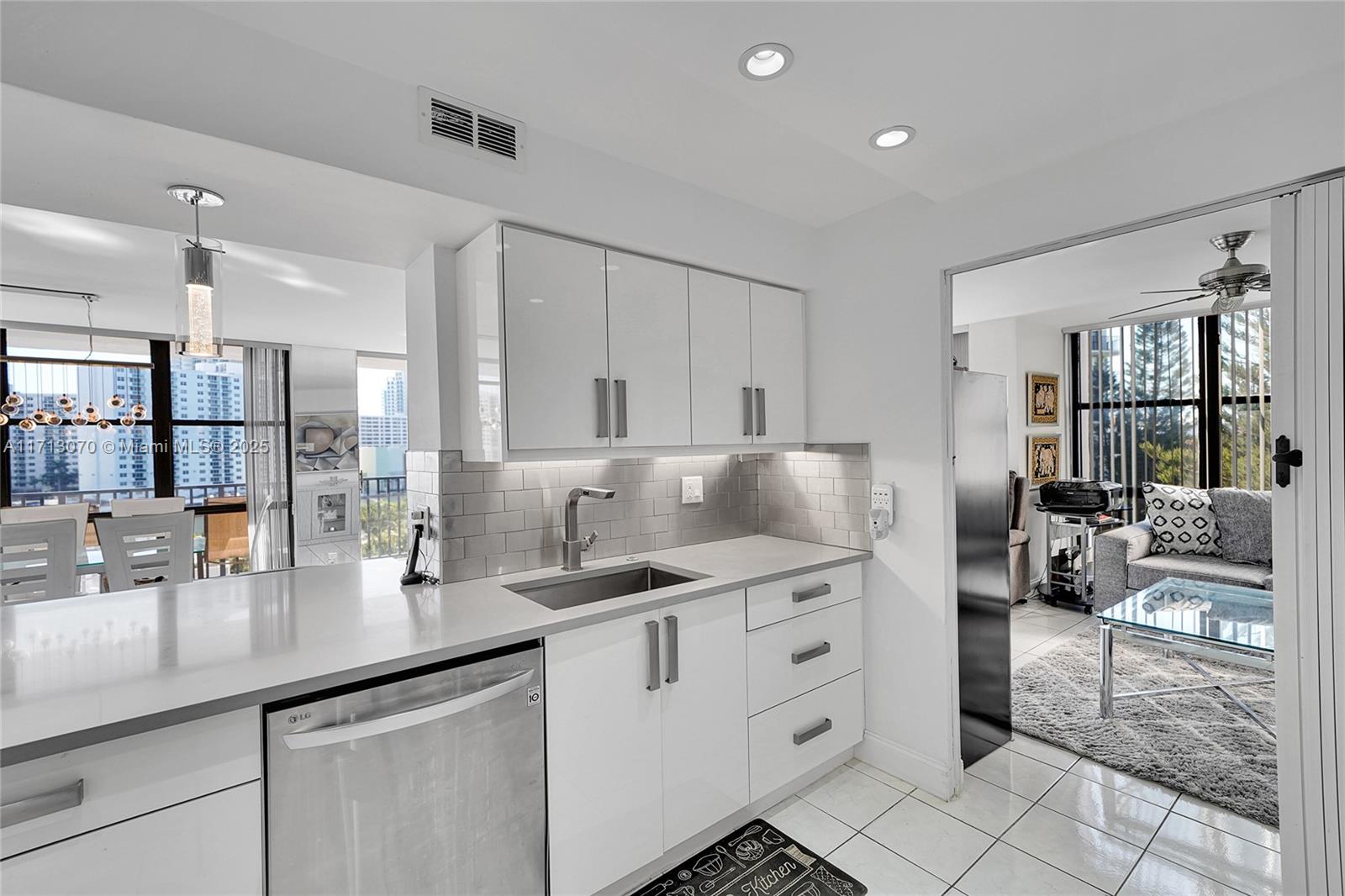 OCEANVIEW PARK CONDO - Residential