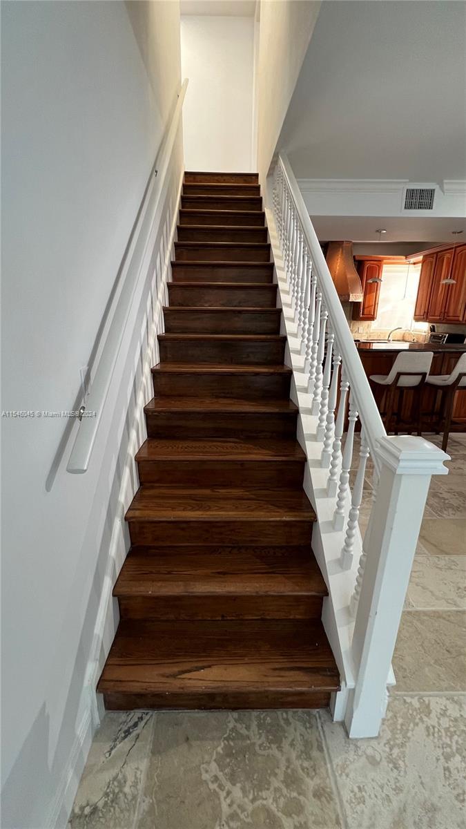 BAY HARBOR ISLAND - Residential Lease