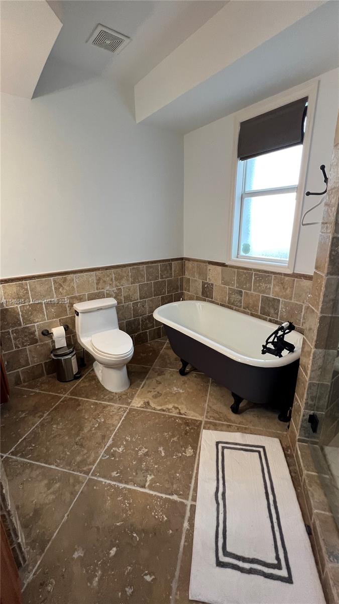 BAY HARBOR ISLAND - Residential Lease