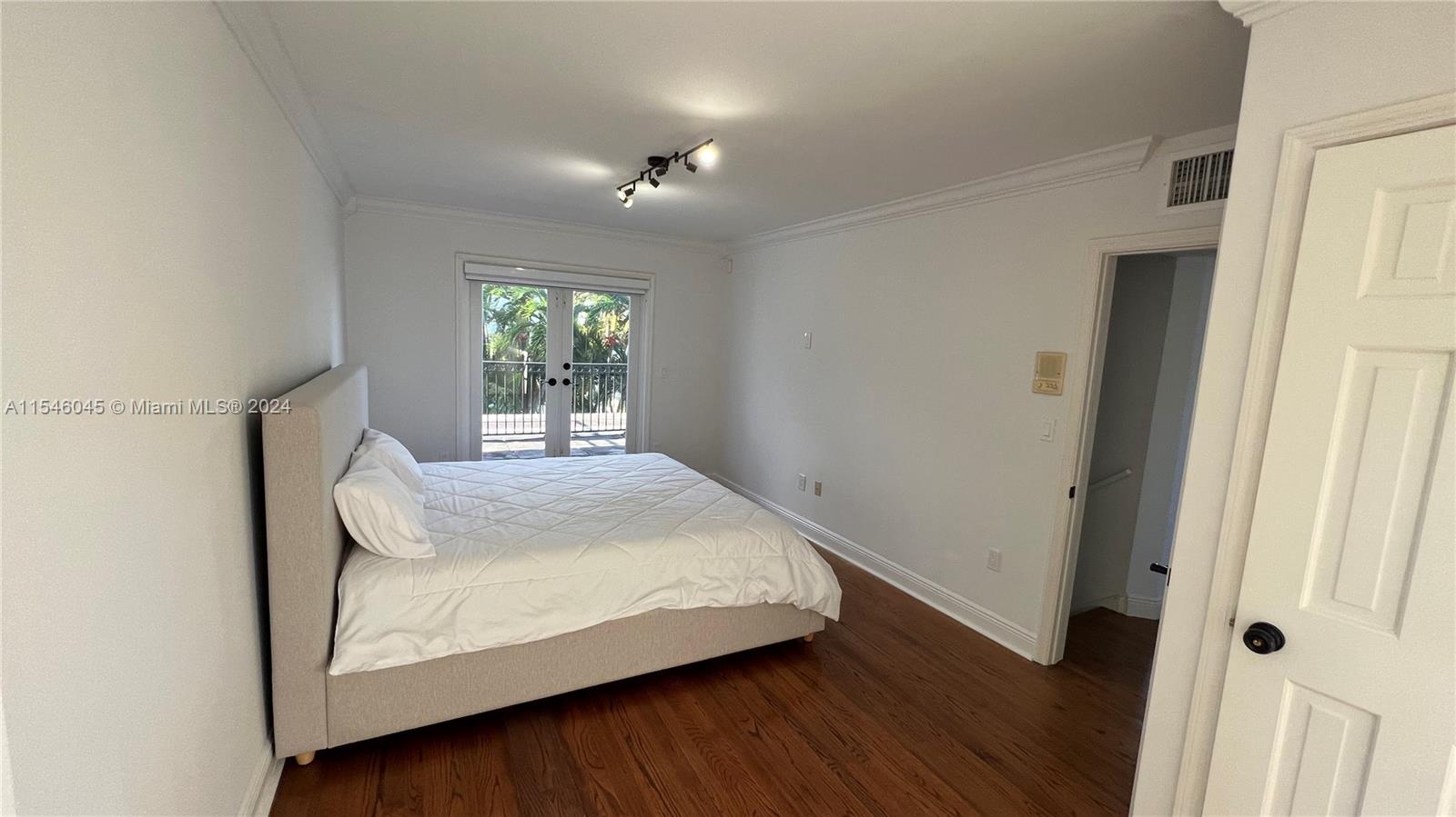 BAY HARBOR ISLAND - Residential Lease