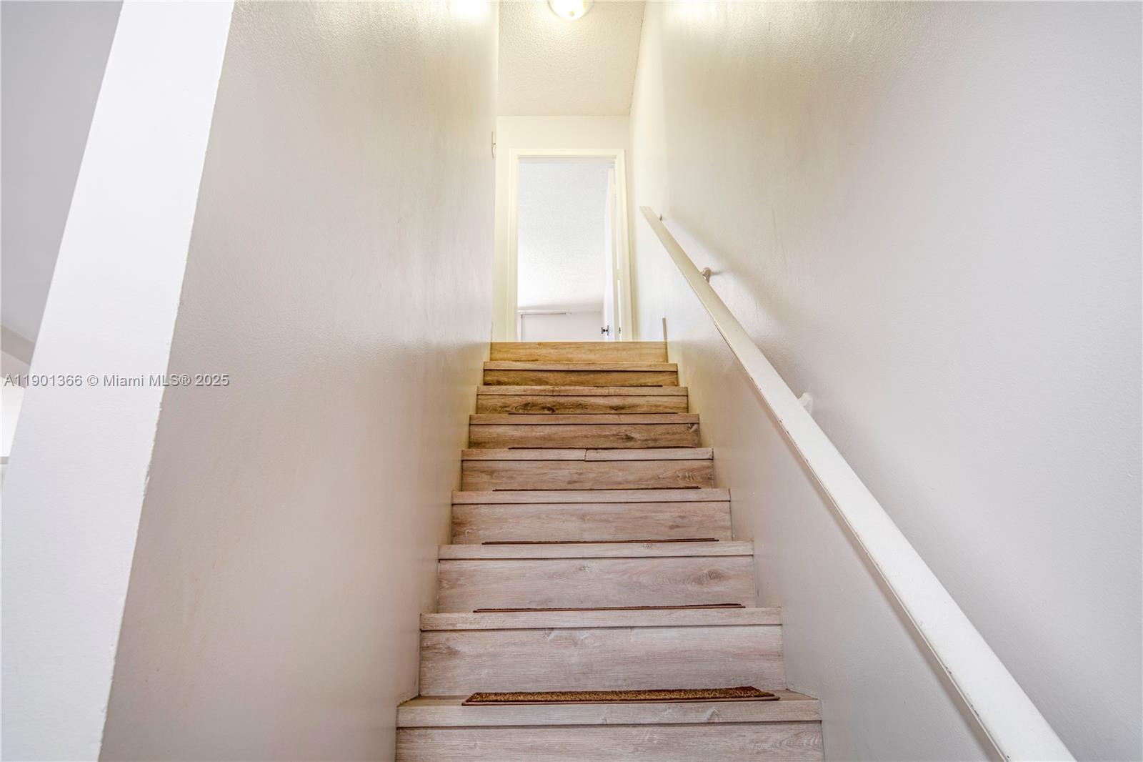 LAKEWOOD EAST SEC 1 - Residential