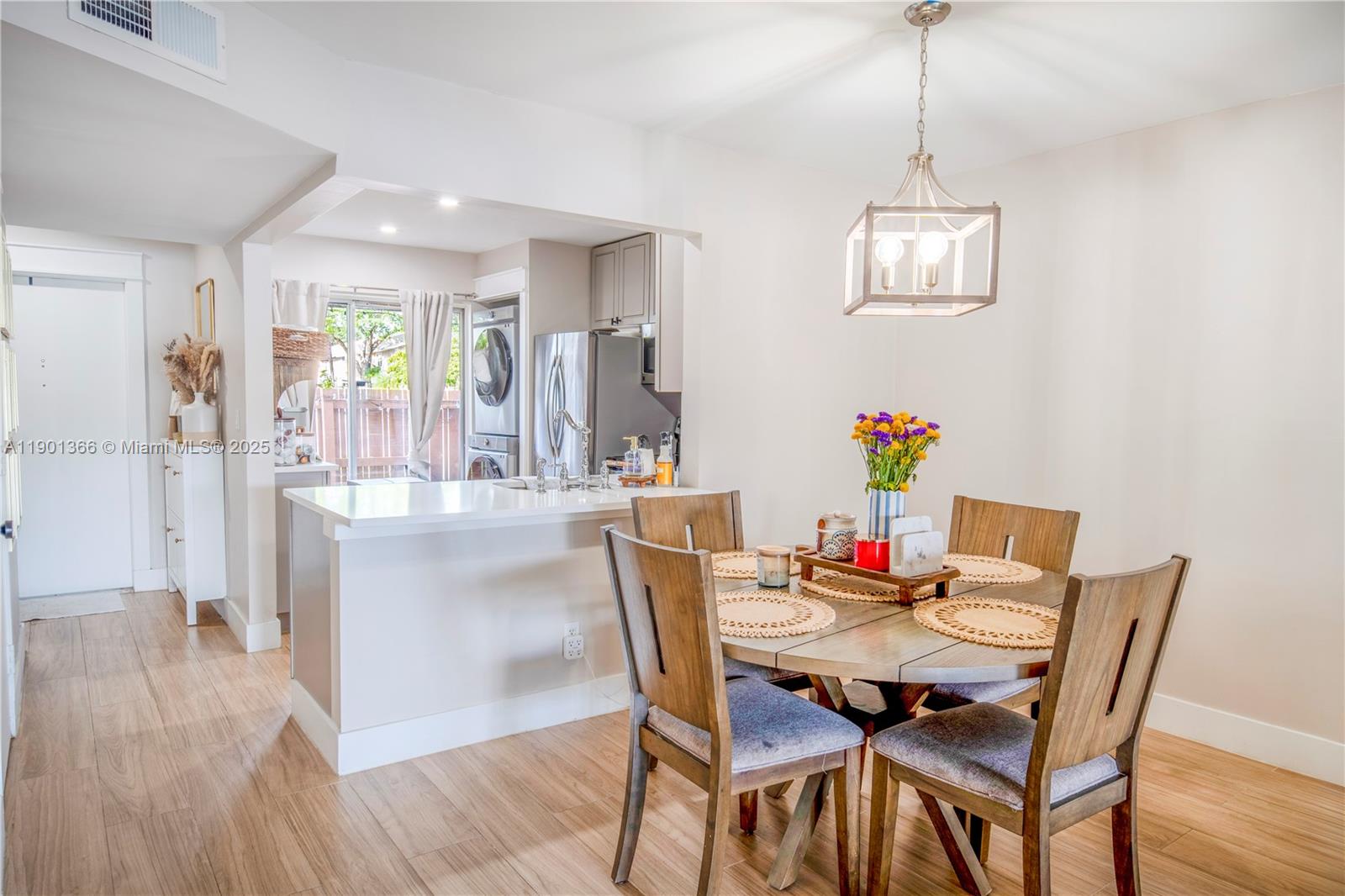 LAKEWOOD EAST SEC 1 - Residential