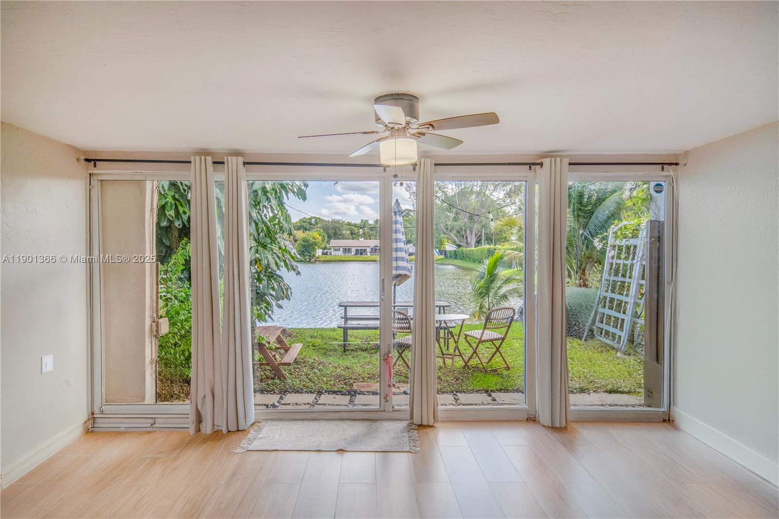 LAKEWOOD EAST SEC 1 - Residential