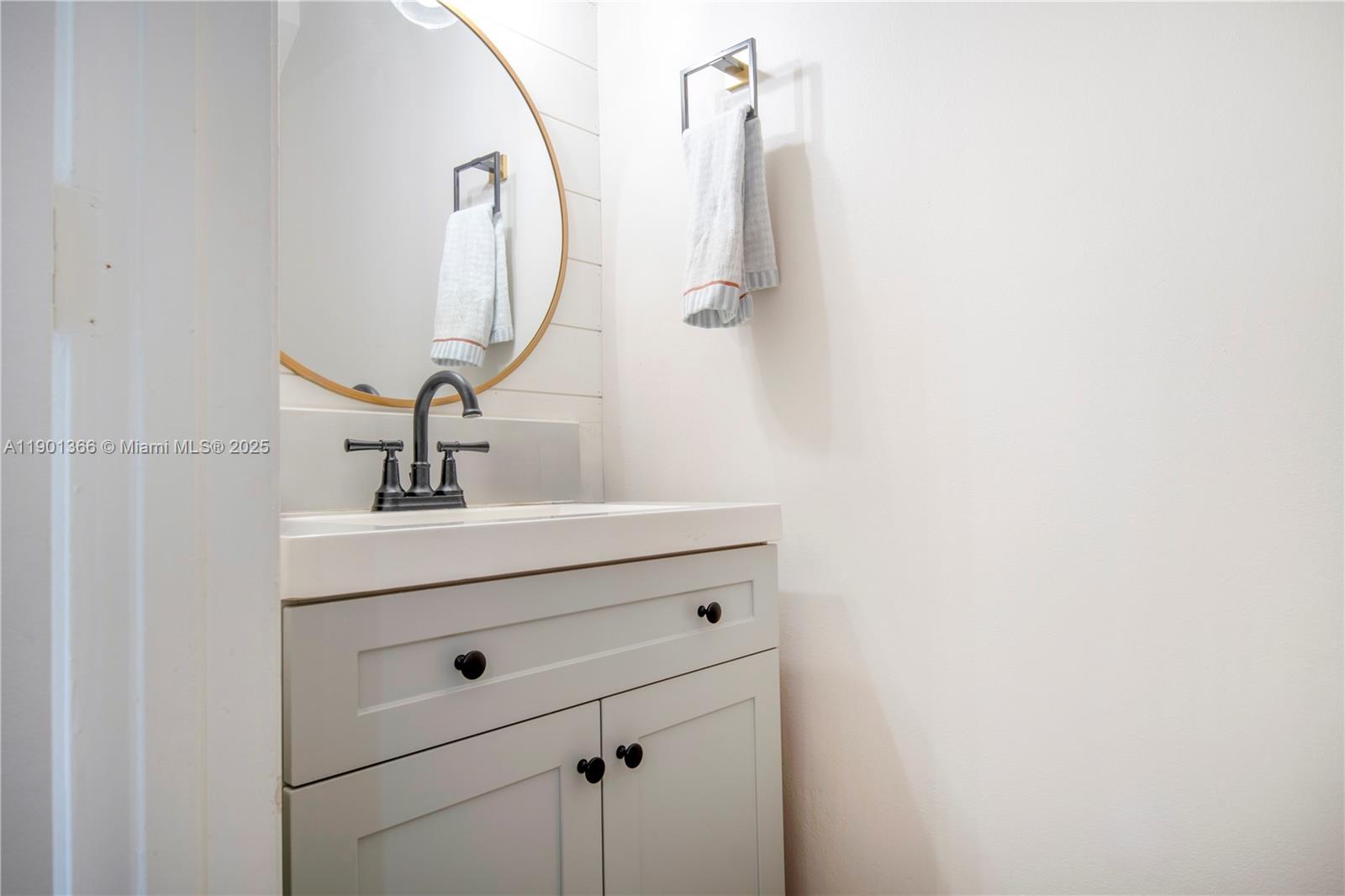 LAKEWOOD EAST SEC 1 - Residential