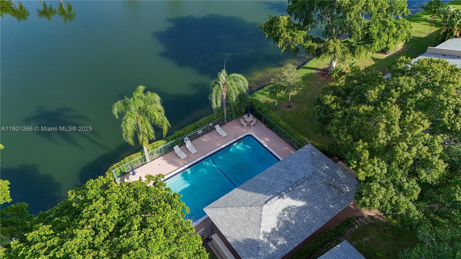 LAKEWOOD EAST SEC 1 - Residential