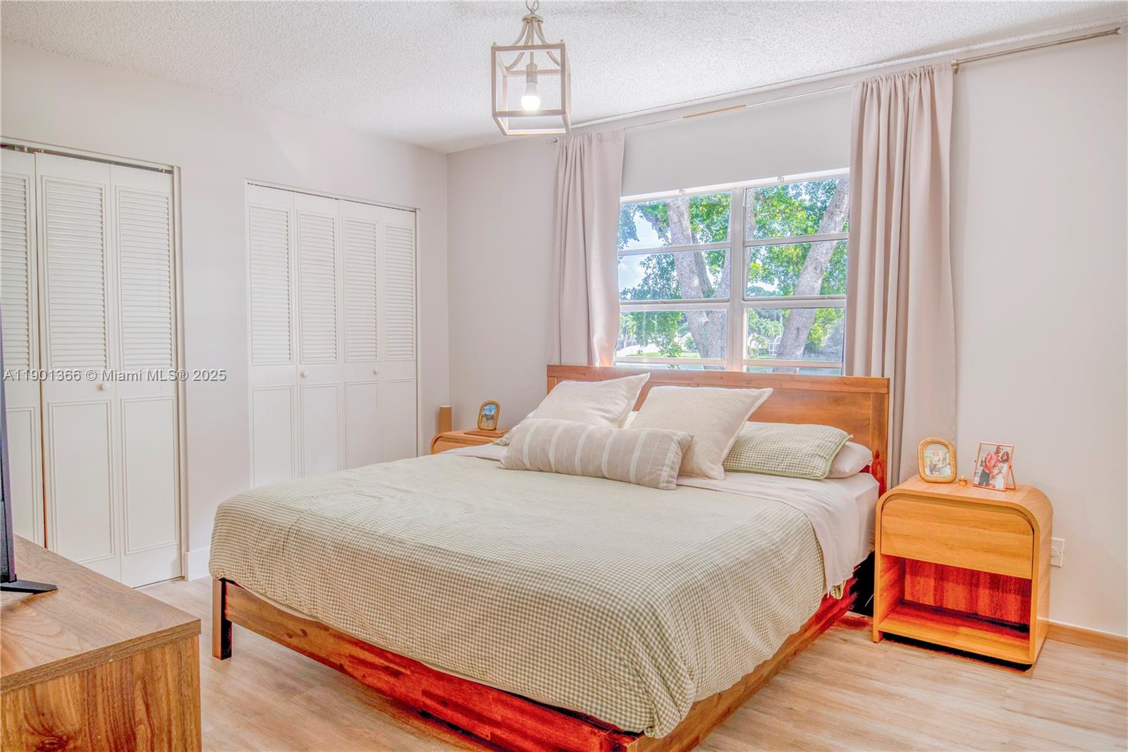 LAKEWOOD EAST SEC 1 - Residential