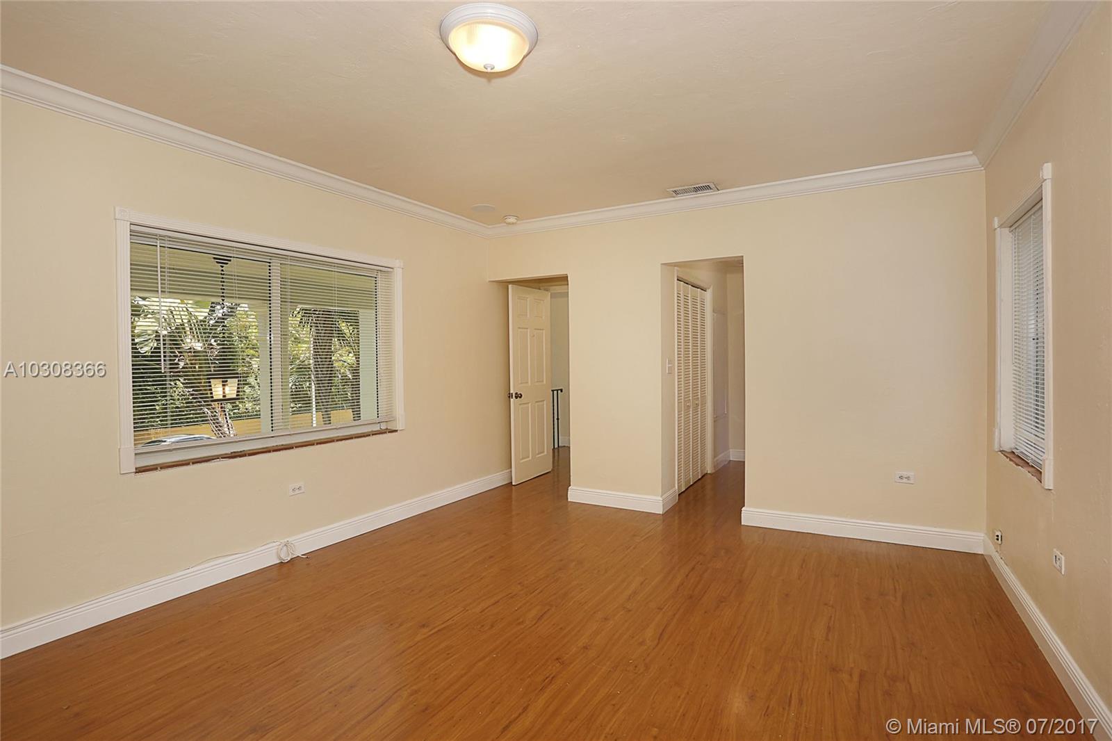 CORAL GABLES COUNTRY CLUB - Residential Lease