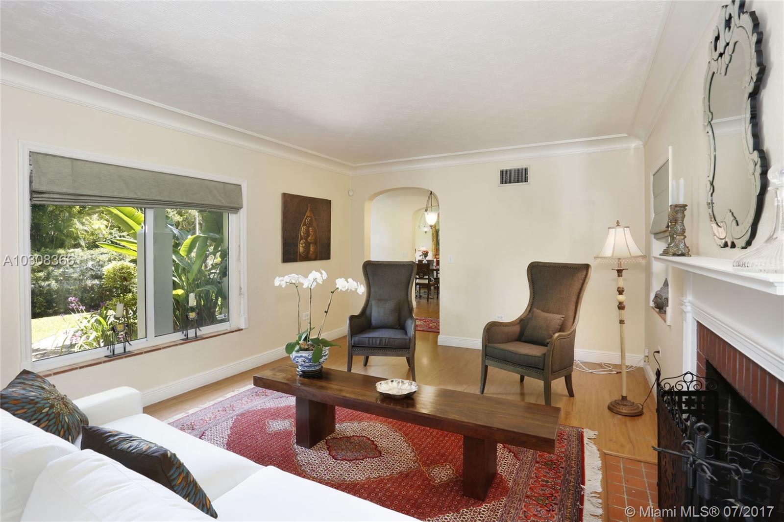 CORAL GABLES COUNTRY CLUB - Residential Lease