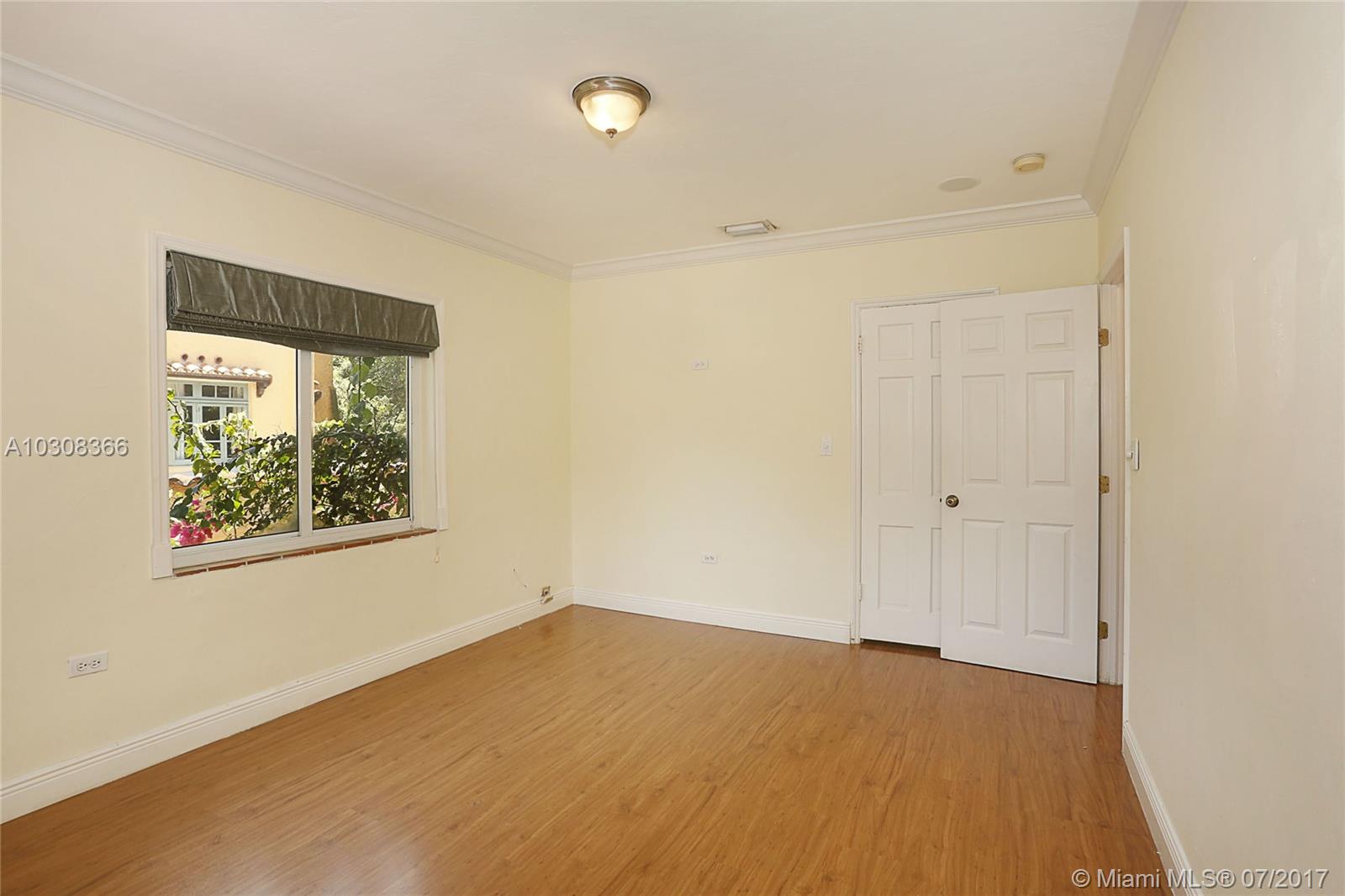 CORAL GABLES COUNTRY CLUB - Residential Lease