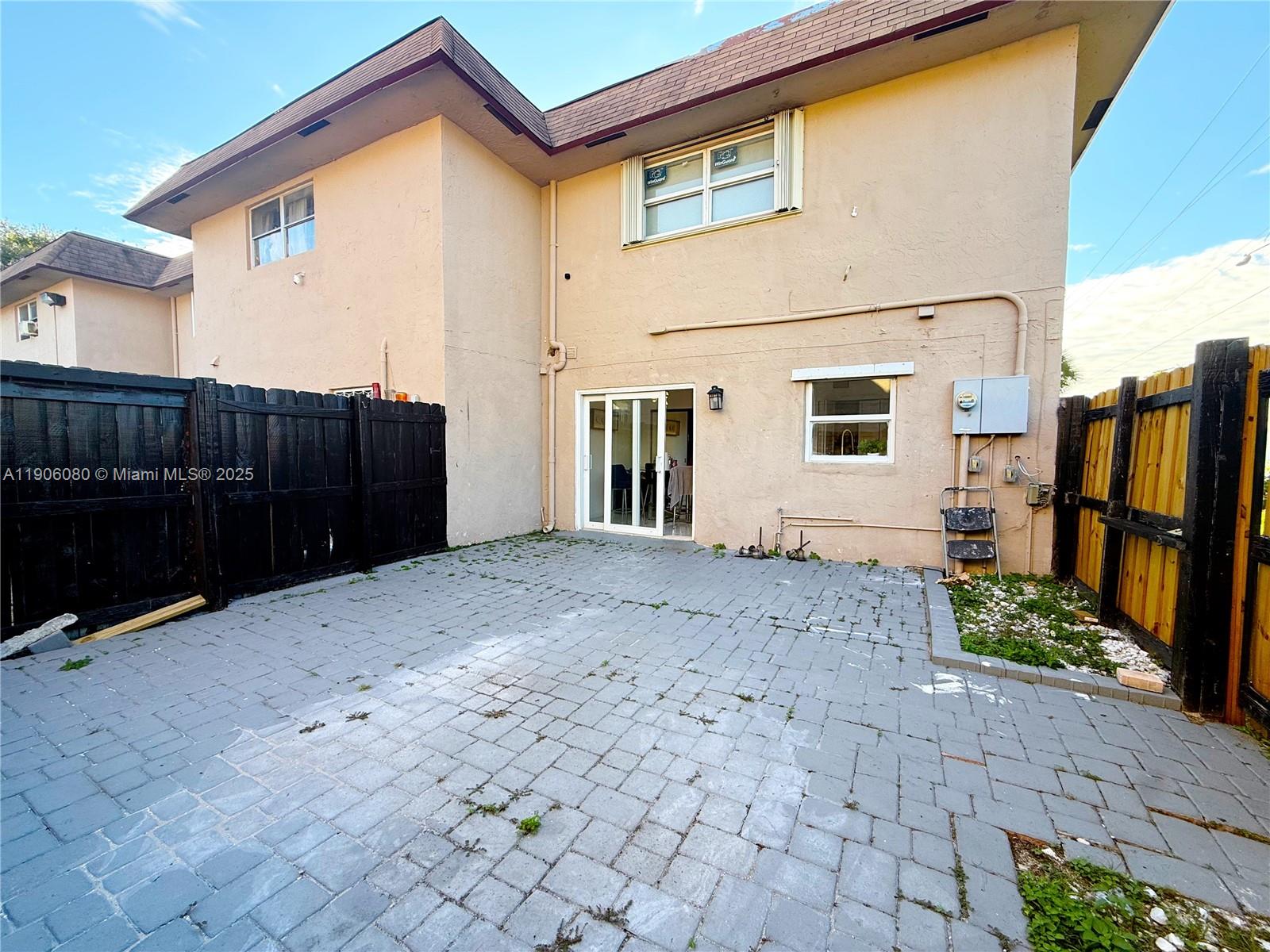 TAM OSHANTER GARDENS FAMI - Residential Lease