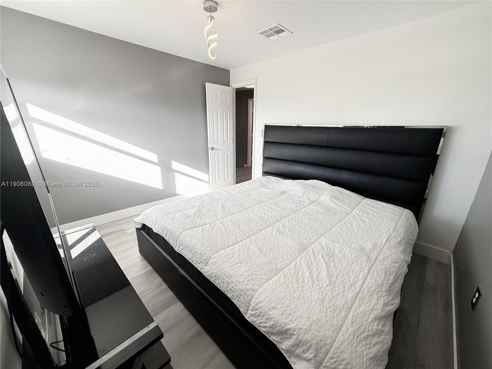 TAM OSHANTER GARDENS FAMI - Residential Lease