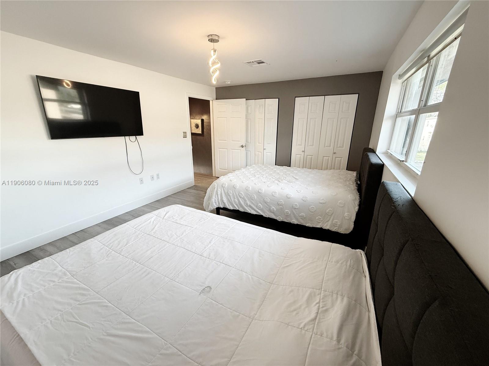 TAM OSHANTER GARDENS FAMI - Residential Lease