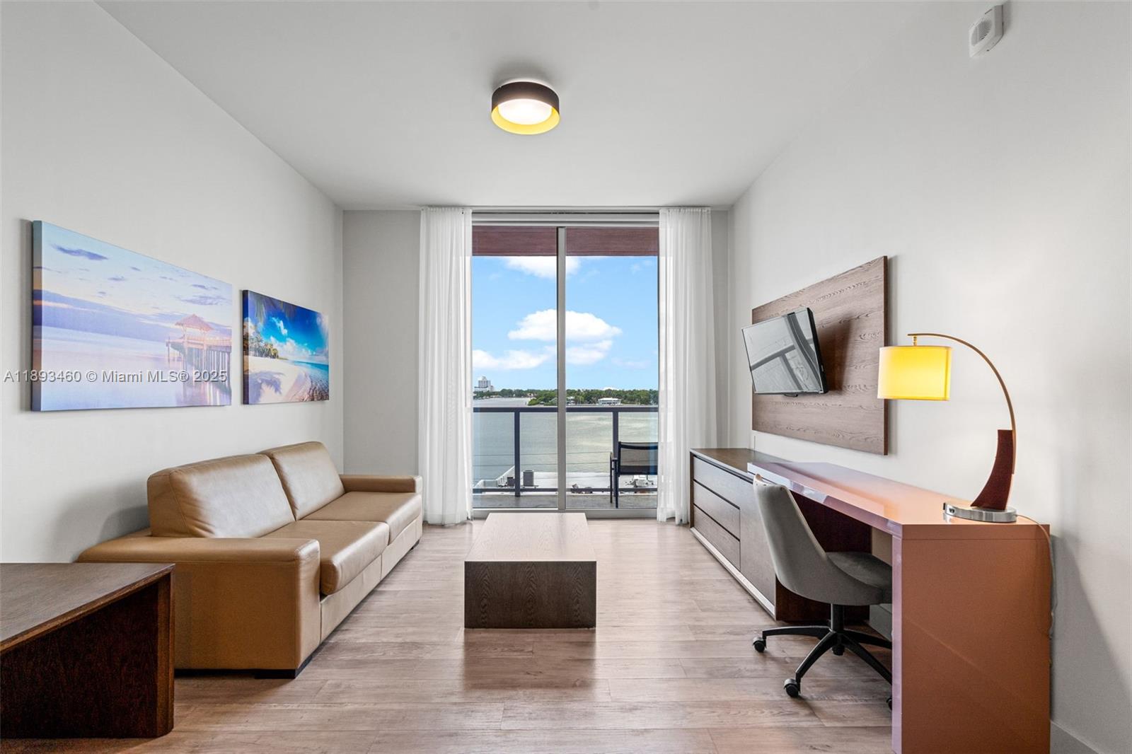 COSTA HOLLYWOOD CONDO - Residential