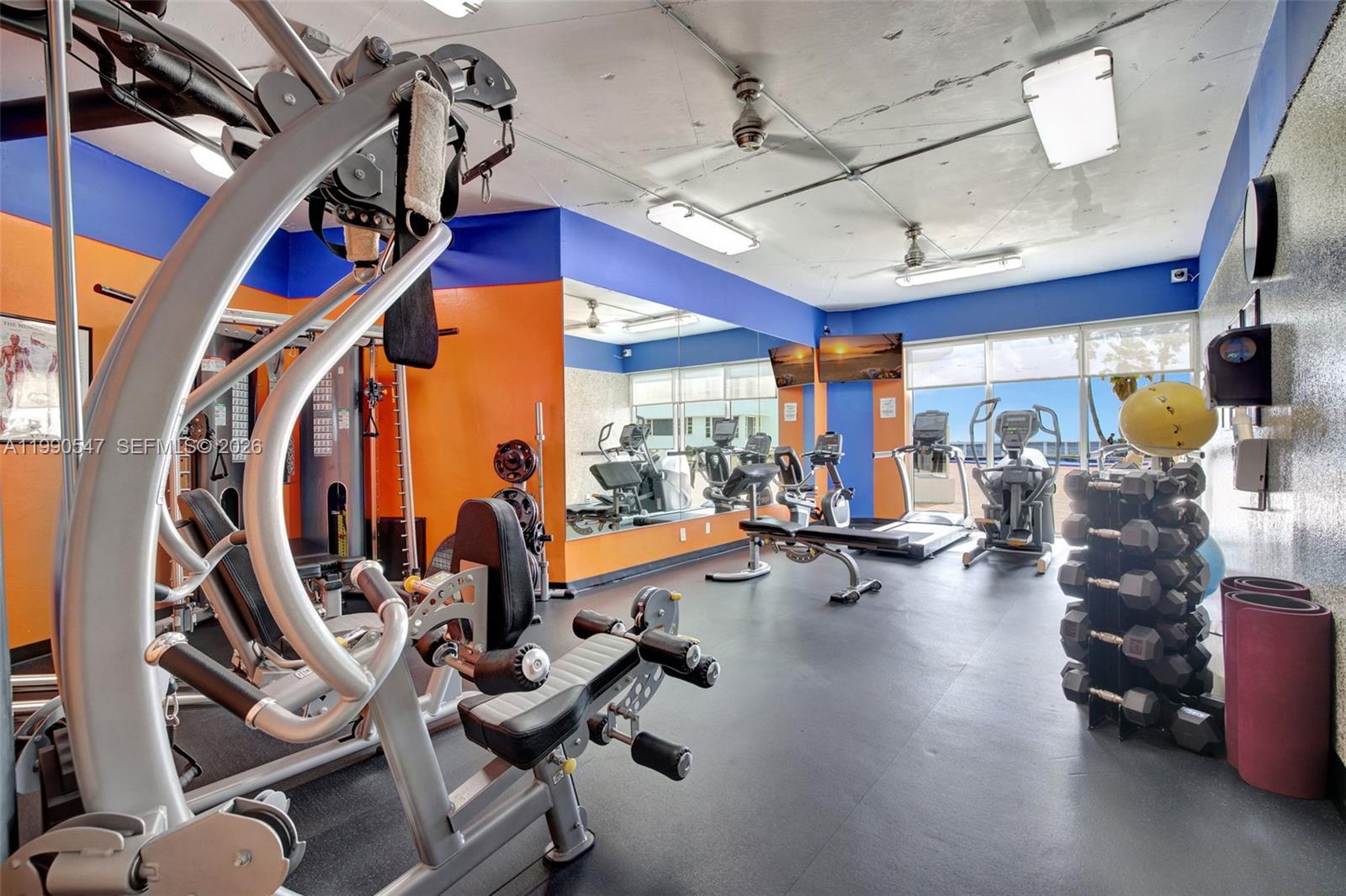 ROYAL AMBASSADOR CONDO - Residential Lease