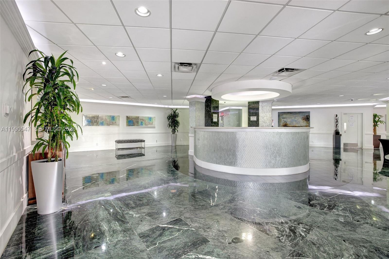 3700 Galt Ocean Dr 303