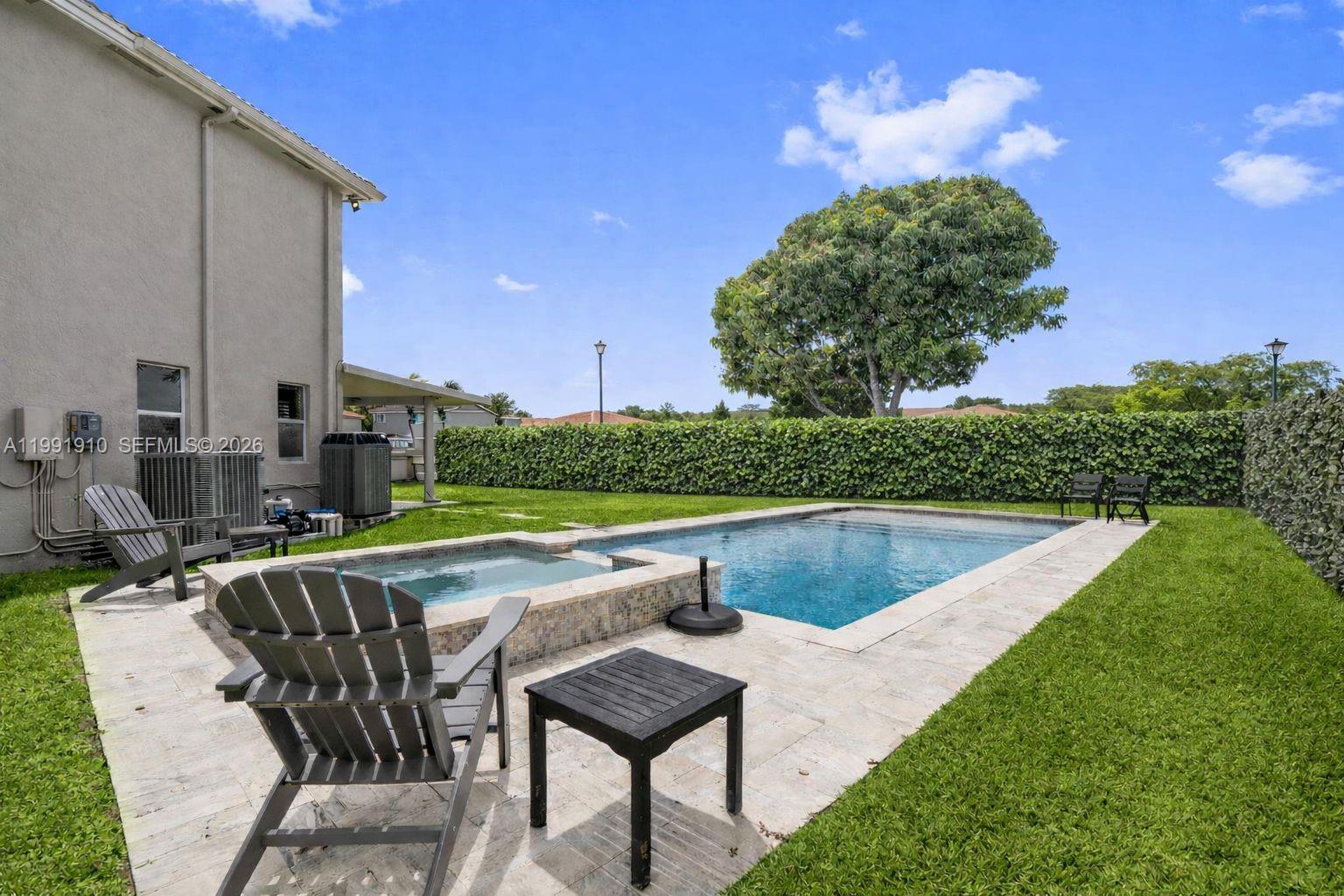 PELICAN BAY AT OLD CUTLER - Residential