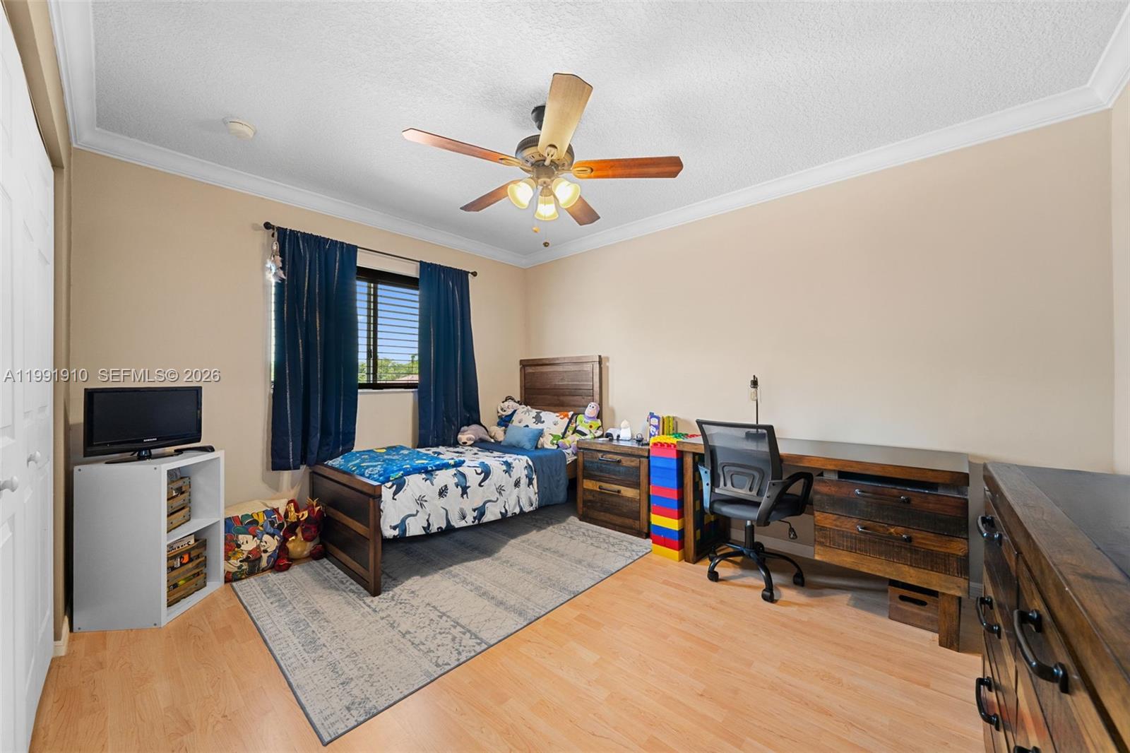 PELICAN BAY AT OLD CUTLER - Residential