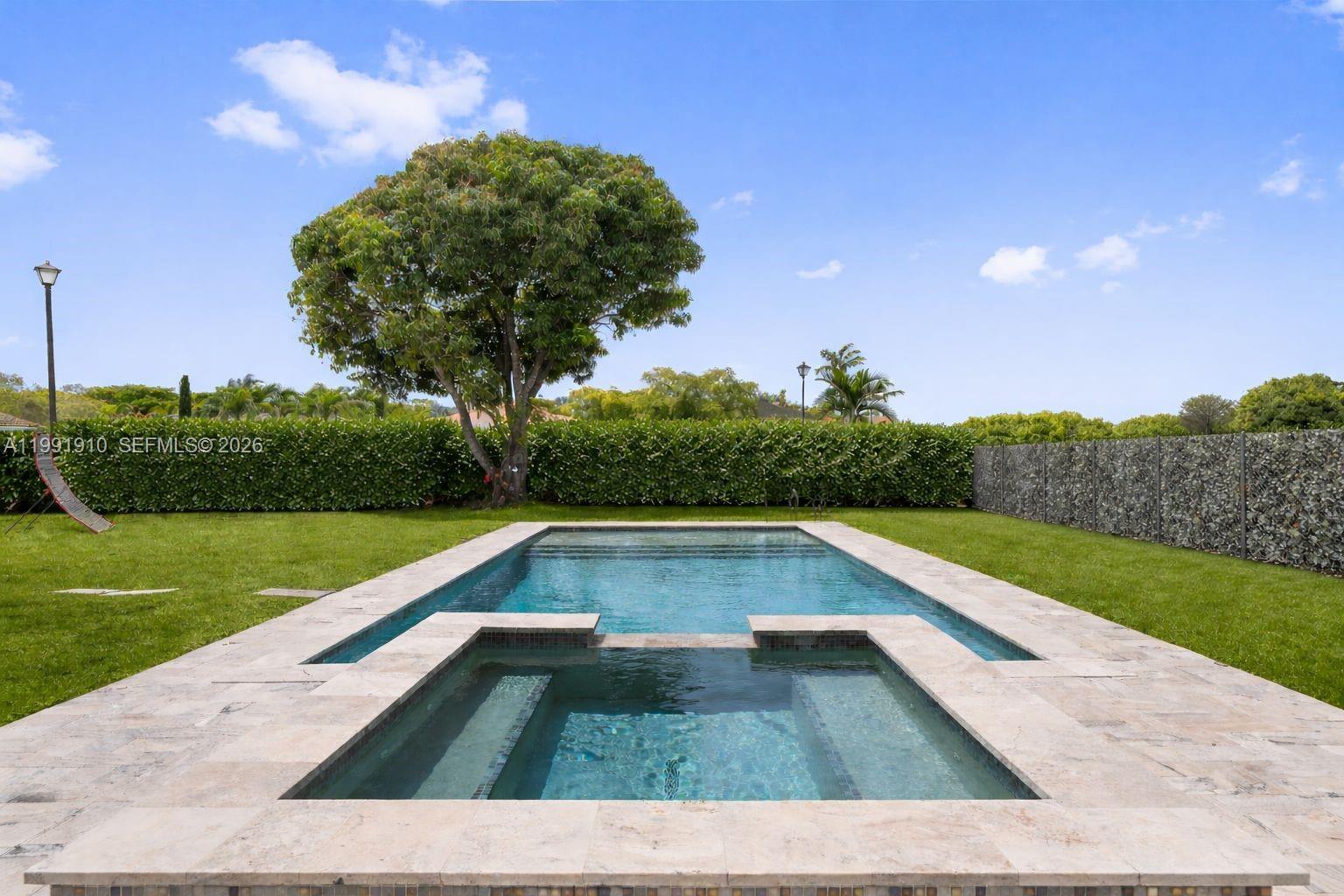 PELICAN BAY AT OLD CUTLER - Residential