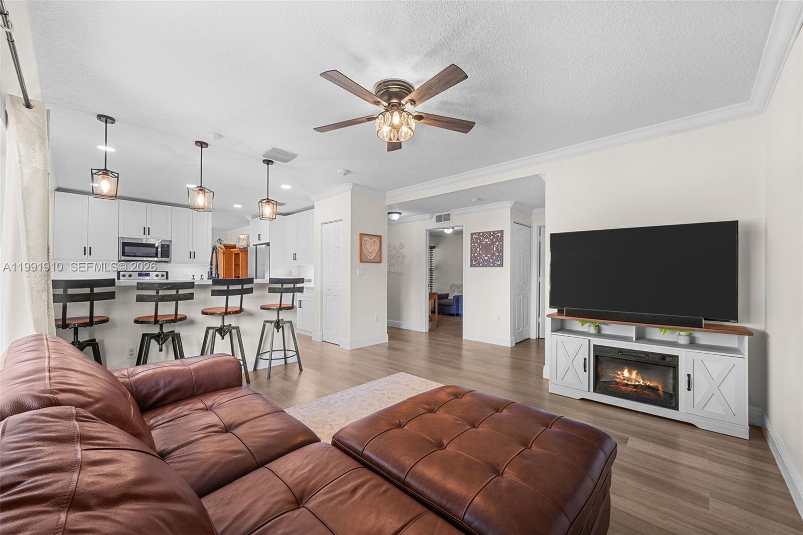 PELICAN BAY AT OLD CUTLER - Residential