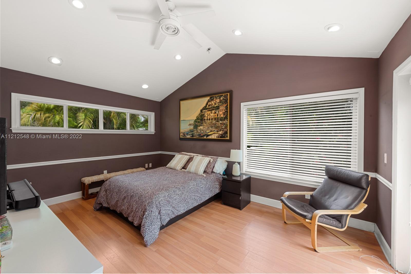 HILL TOP MANOR 2ND ADDN - Residential