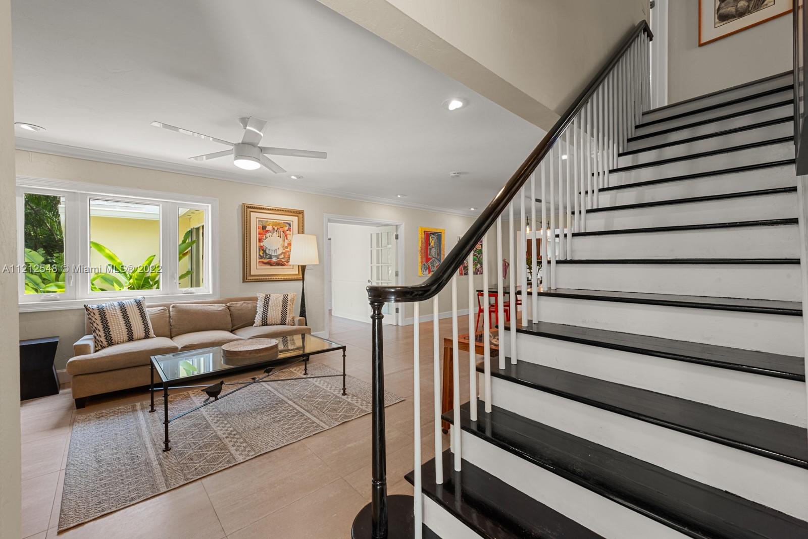HILL TOP MANOR 2ND ADDN - Residential