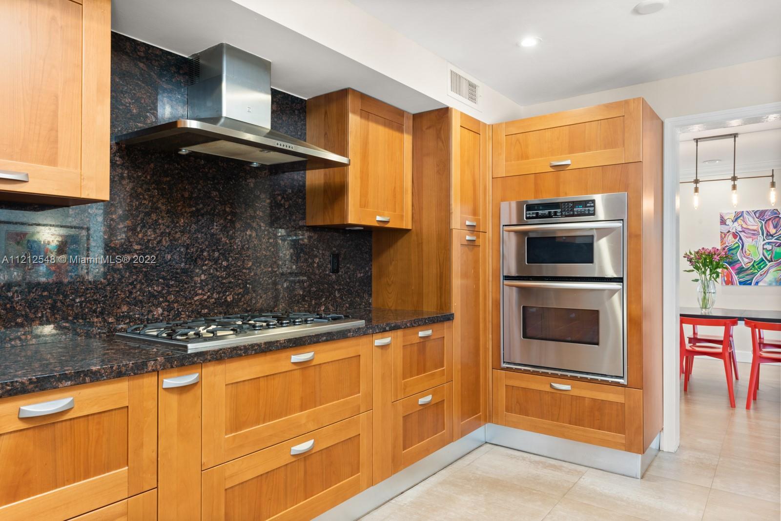 HILL TOP MANOR 2ND ADDN - Residential