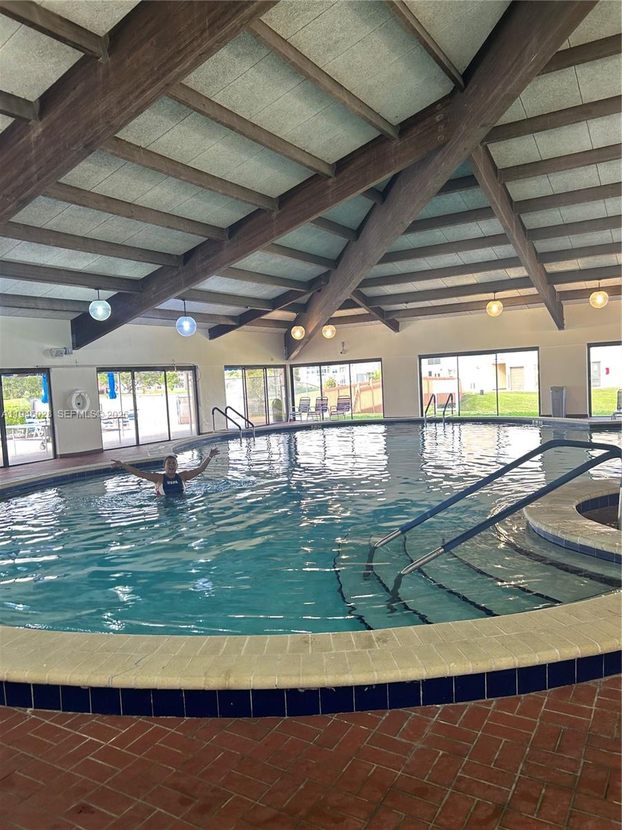 SUNRISE LAKES 143 CONDO - Residential