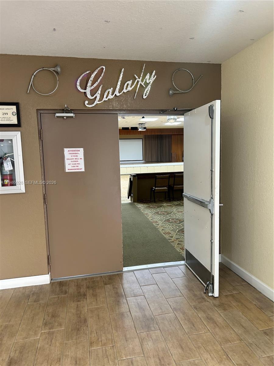 SUNRISE LAKES 143 CONDO - Residential