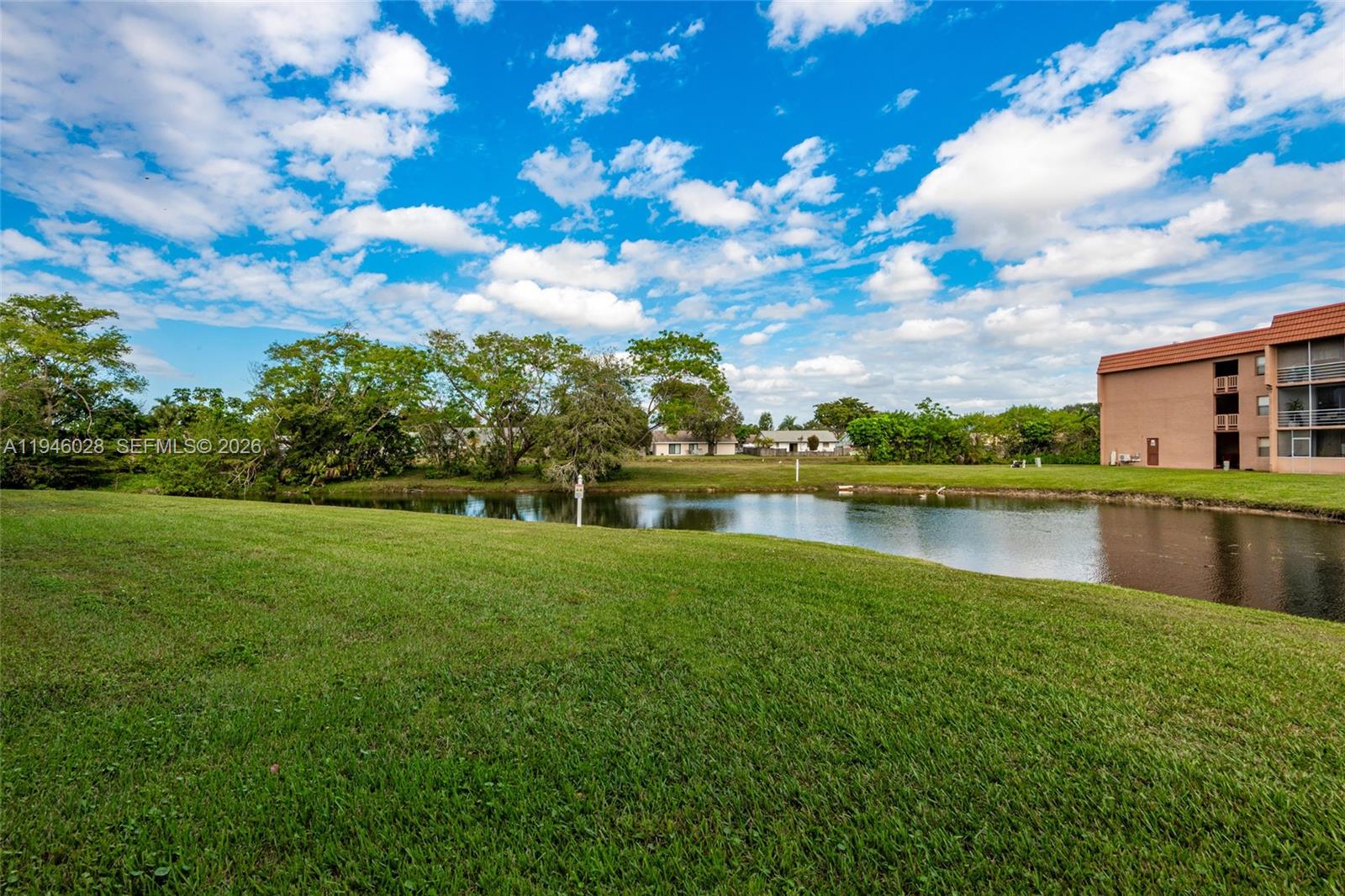 SUNRISE LAKES 143 CONDO - Residential