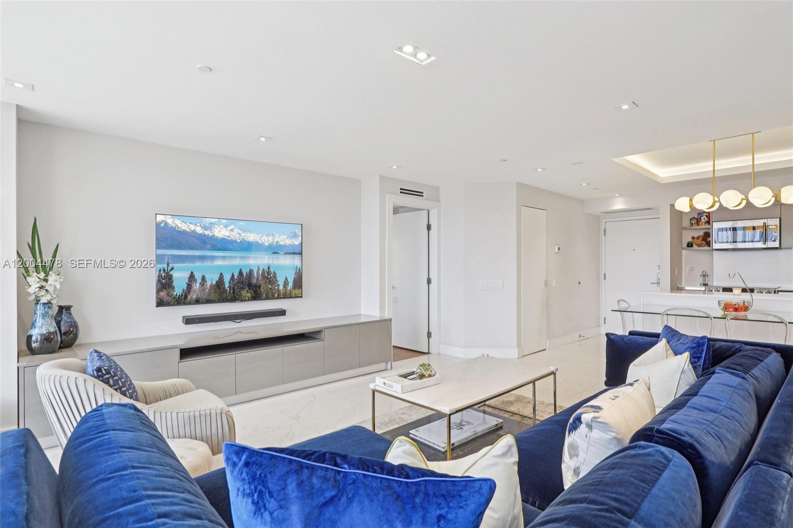 HARBORSIDE AT THE WATERWA - Residential