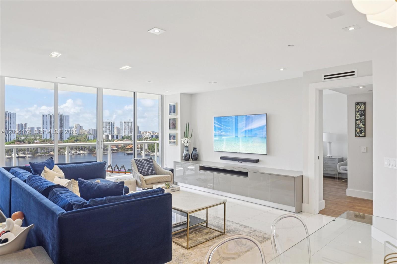 HARBORSIDE AT THE WATERWA - Residential