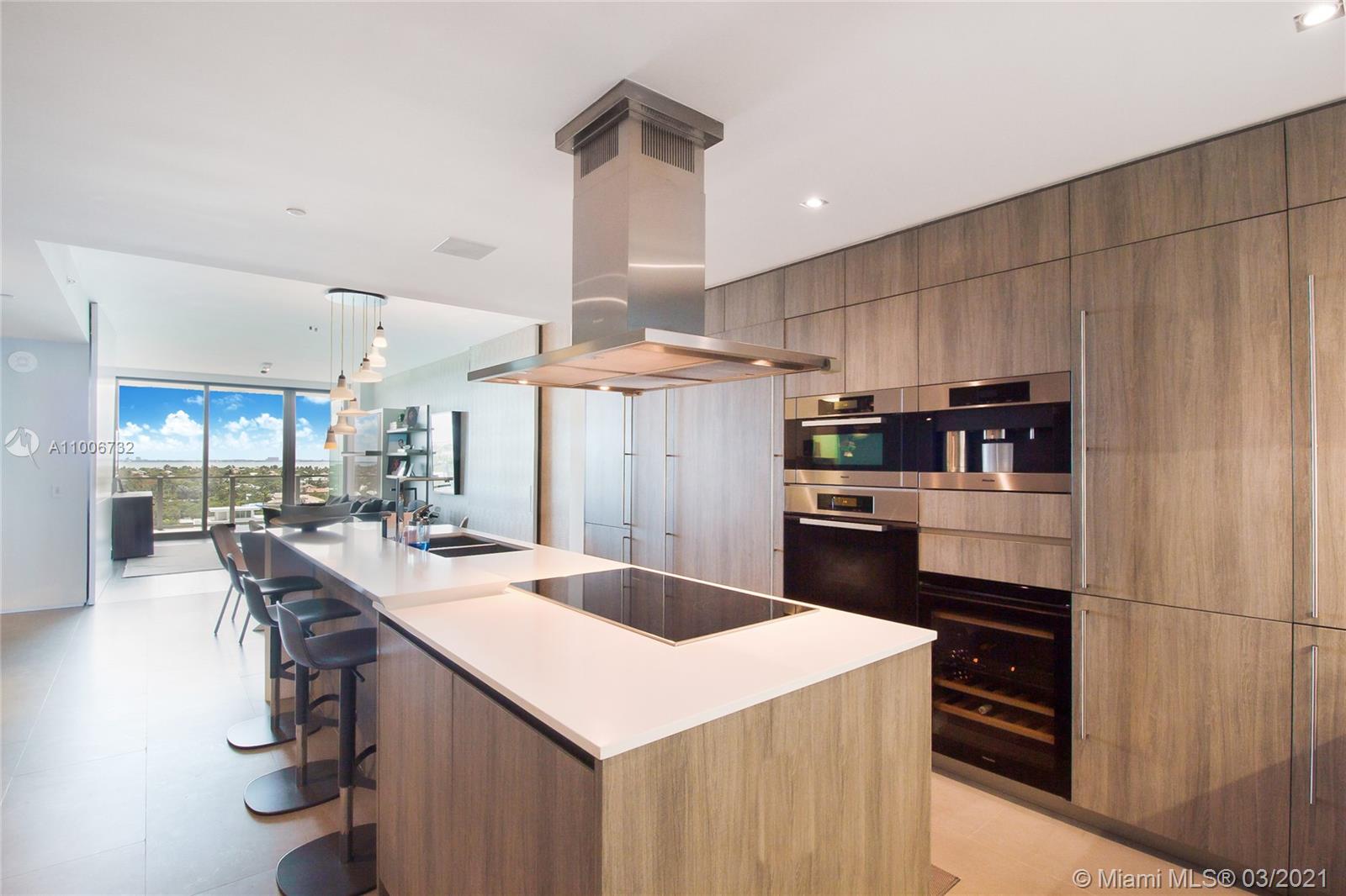 OCEANA KEY BISCAYNE CONDO - Residential