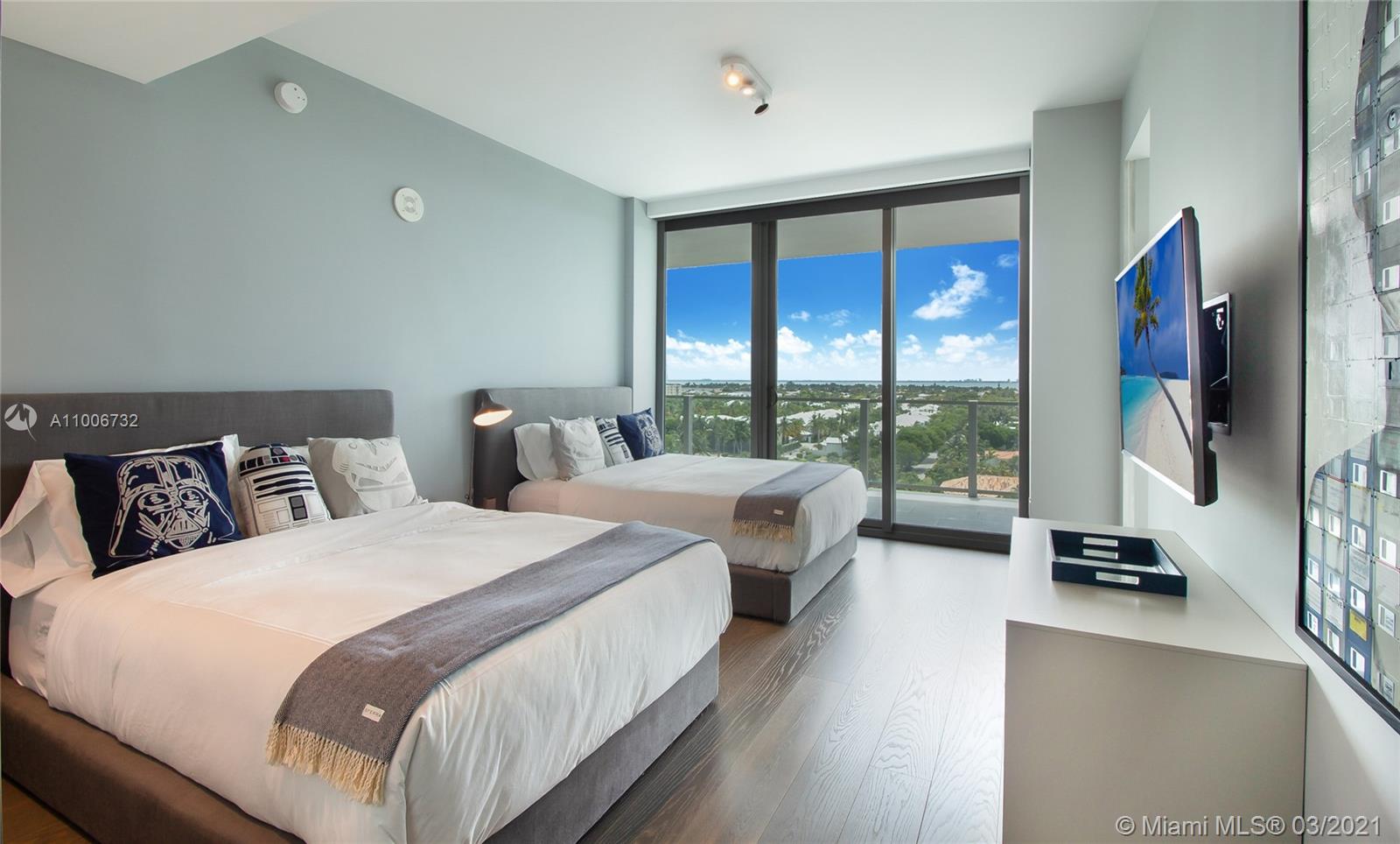 OCEANA KEY BISCAYNE CONDO - Residential