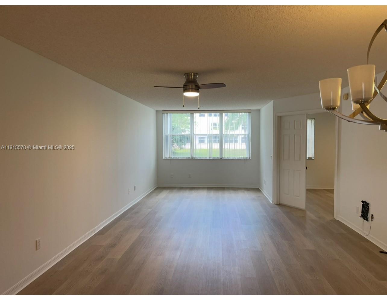 SUNRISE LAKES 187 CONDO - Residential