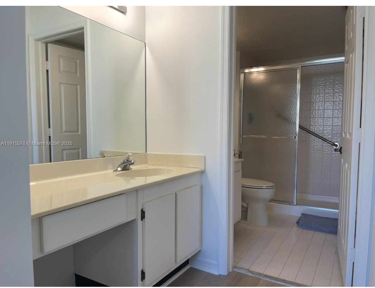 SUNRISE LAKES 187 CONDO - Residential