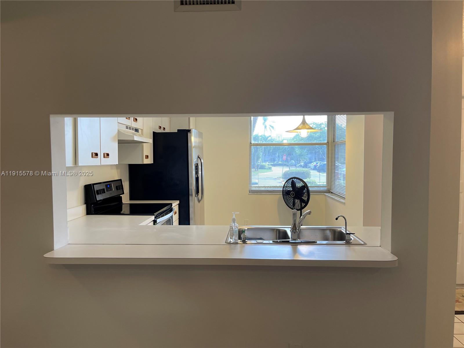 SUNRISE LAKES 187 CONDO - Residential